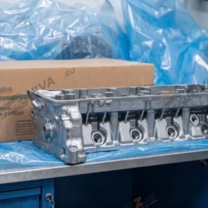 Головка блока цилиндров ГБЦ АвтоВАЗ 2130 без шпилек для Лада Нива 4х4